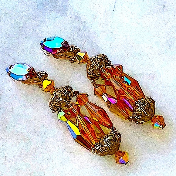 LEWIS SEGAL OF CALIFORNIA EARRINGS CLIP DANGLE AMBER AURORA BOREALIS - Picture 2 of 8